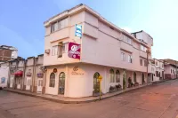 Casablanca Hotel, RestoBar, Catering, Eventos & Turismo en Garzón Hôtels à : 