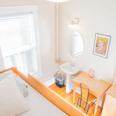 Twin Room Dancing Bear Inn Hostel Promo Code