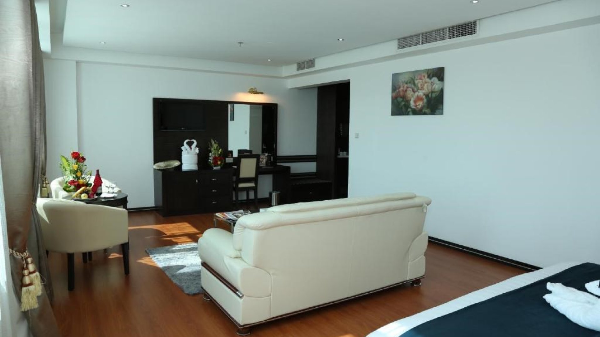 The Olive Hotel, JuffairDeluxe Room