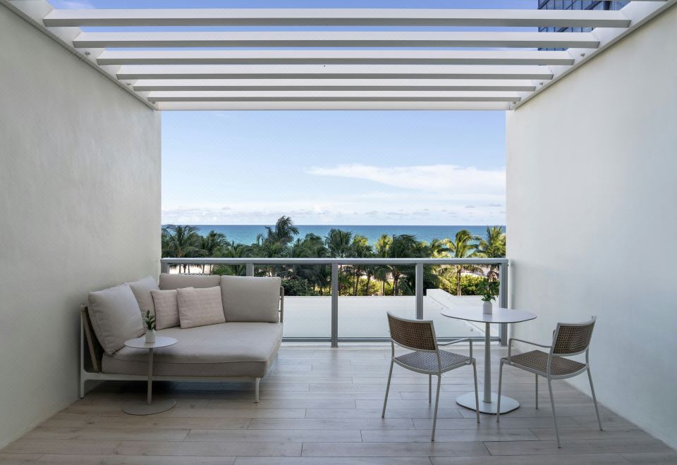 尊貴一室兩張大床海濱陽臺