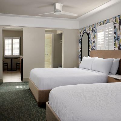 2 Queen Beds with Kitchen Diamond Head Inn Promo Code