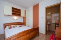 Apartments Mirjana