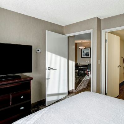 Accessible Queen Bed One Bedroom Suite Hampton Inn & Suites by Hilton Calgary-Airport Promo Code