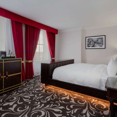 Superior Room, 1 King Bed, Accessible, Non Smoking (Hearing Impaired) Hotel Retlaw, Trademark Collection by Wyndham Promo Code