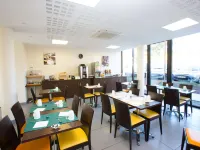 All Suites Appart Hôtel | Pau - Zénith Hotels in Pau