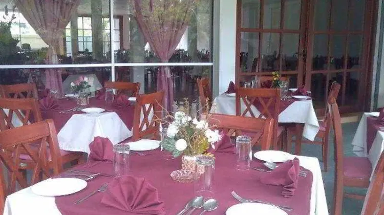 Siyanco Holiday Resort 食事・レストラン