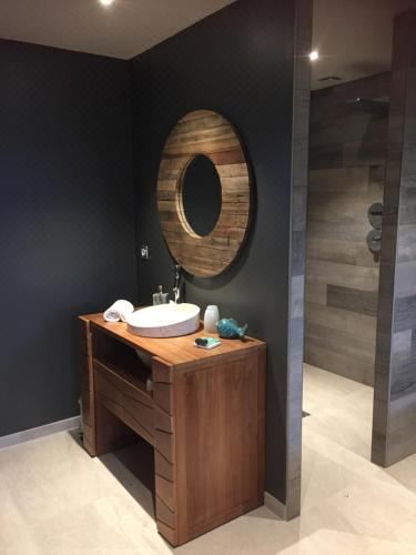 豪华特大床套房