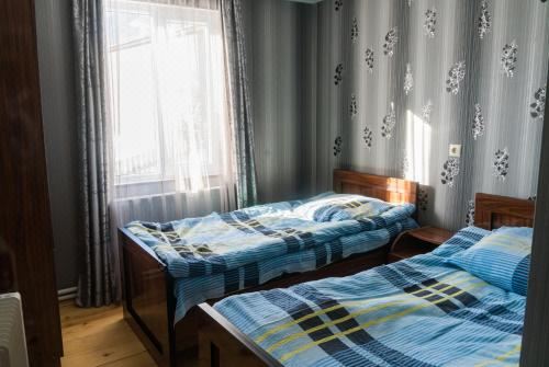 House Mon Amie Twin Room with Bathroom