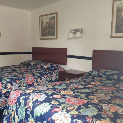 Standard Room With Two Double Beds-Non-Smoking
