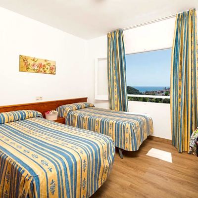 One-Bedroom Apartment With Mountain View (3 Adults + 1 Child) Apartaments Els Llorers Promo Code