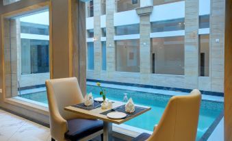 Hotel Chirag - Housity