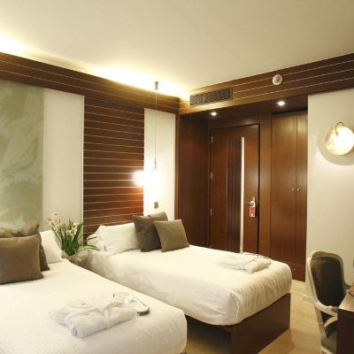 Double Or Twin Room Hotel Museu Llegendes de Girona Promo Code