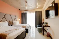 Limeshine Hotels and Residence