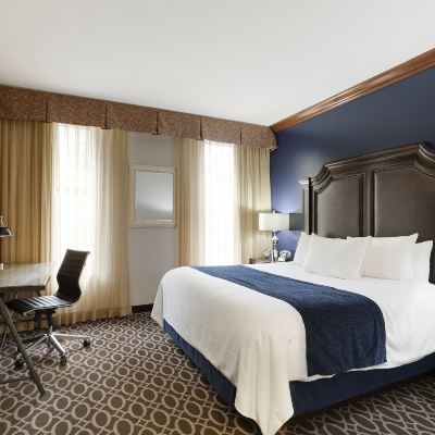 King Room Des Lux Hotel Promo Code