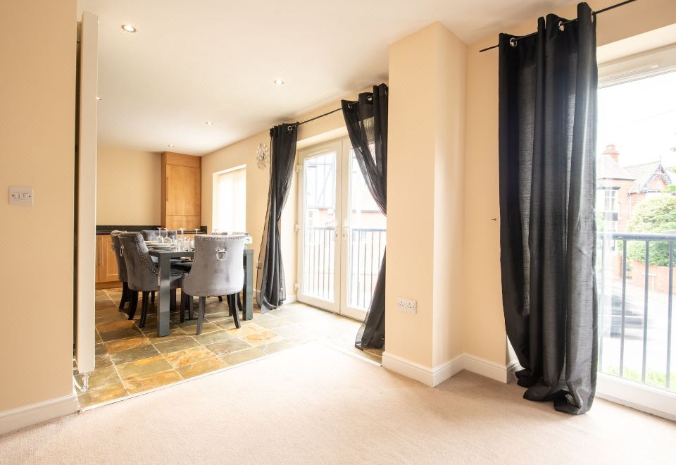 Apartment 9Apartment, Private Bathroom