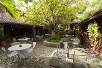 Le Plaza Hotel Hotel a 