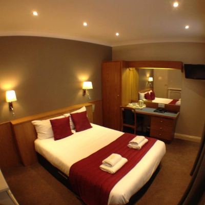 Basic Double Room Columbus Hotel Promo Code