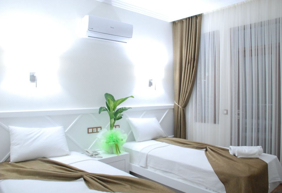 Elegance Hotel Kemer - Housity