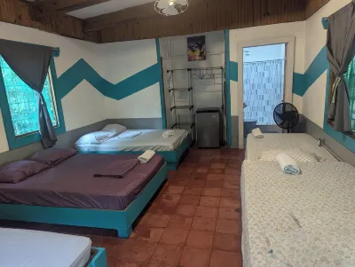 Tasty Dayz Hostel Hotel di 