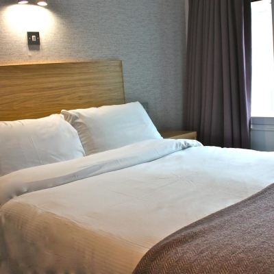 Standard Double Room with Double Bed Jackson Court Hotel Promo Code