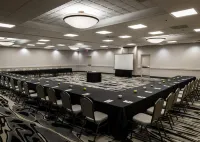 Embassy Suites by Hilton Chicago Schaumburg Woodfield