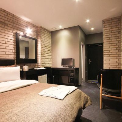 標準（可停車/Netflix私人賬號/免費速食拉麵/植物殺菌） 南浦魯阿飯店優惠