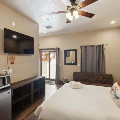 One-Bedroom Room Zion Cliff Lodge Promo Code