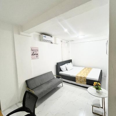 Room 103 LEGENDS HOTEL Promo Code