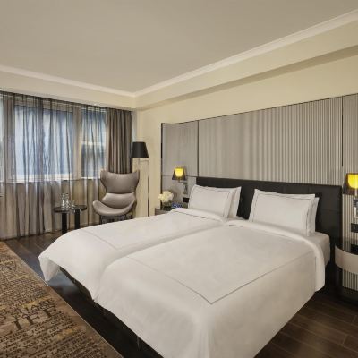 Executive Twin Room Park Plaza Victoria London Promo Code