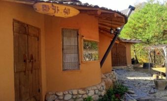 Jeongseon Macache Pension