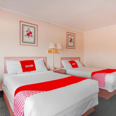 Double Room with Two Double Beds-Smoking