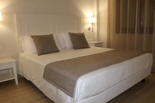 Nesea Bed and Breakfast Double Room With Private Bathroom