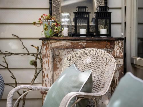 Wombat Hill Cottage- Central Daylesford Retreat Two-Bedroom House