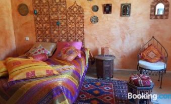 Room in Guest Room - Moorish Room Located in the House of Josepha