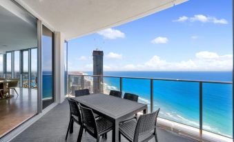 Gold Coast Private Apartments - H Residences, Surfers Paradise