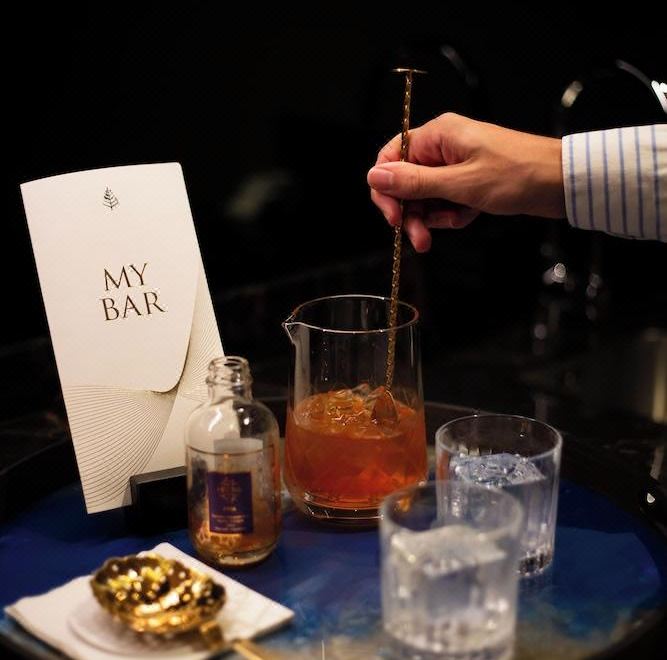 豪华河景特大床房