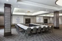 Delta Hotels Edmonton Centre Suites