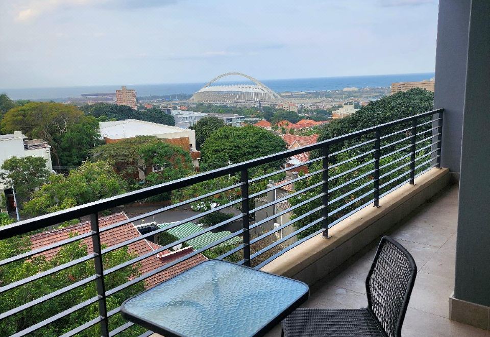 帶陽台的兩卧室公寓