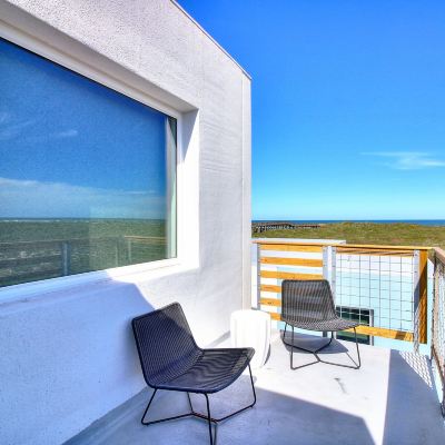 Deluxe Room, 1 King Bed With Sofa Bed, Beach View Lively Beach Promo Code
