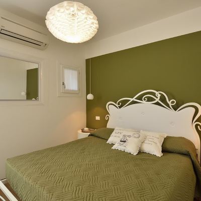 Two-Bedroom Apartment Gold Promo Code
