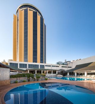 โรงแรม โกลเด้นพาร์ค อินเตอร์นาซิอองนาล ฟอส แอนด์ คอนเวนซอส์ บาย นาซิอองนาล อินน์