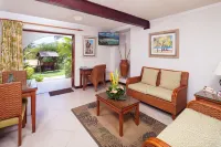 Sugar Cane Club Hotel & Spa Hotels in 