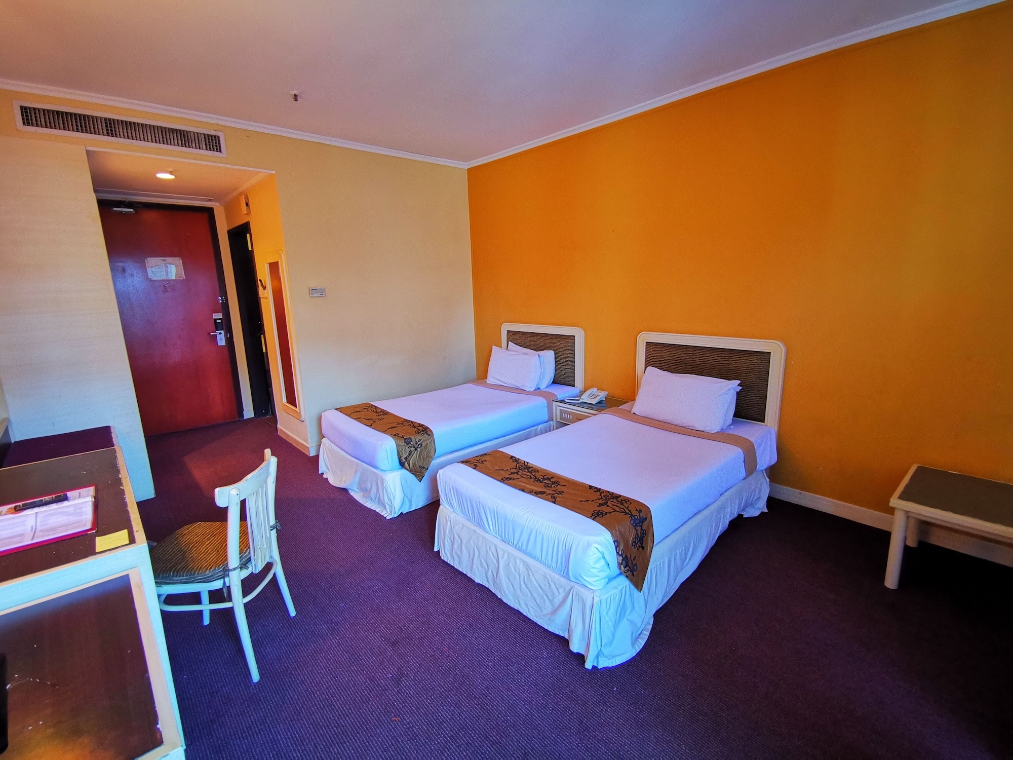 标准双床海景房