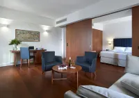 Porto Veneziano Hotel Hotels in 