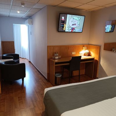 Grand Double Room, 1 Queen Bed Mendez Nuñez Alicante Promo Code