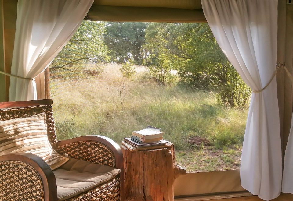 蜜月帐篷房， 1 张大床， 山景