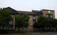 Holiday Inn JOHANNESBURG AIRPORT by IHG โรงแรมใน