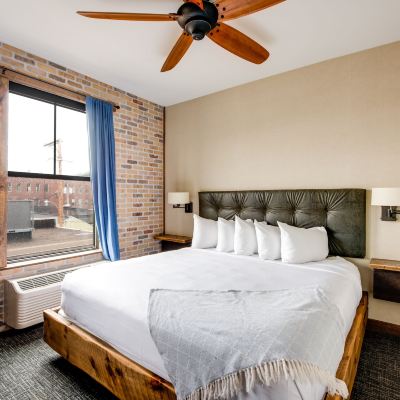 Deluxe One-Bedroom Suite Hotel Crosby Promo Code