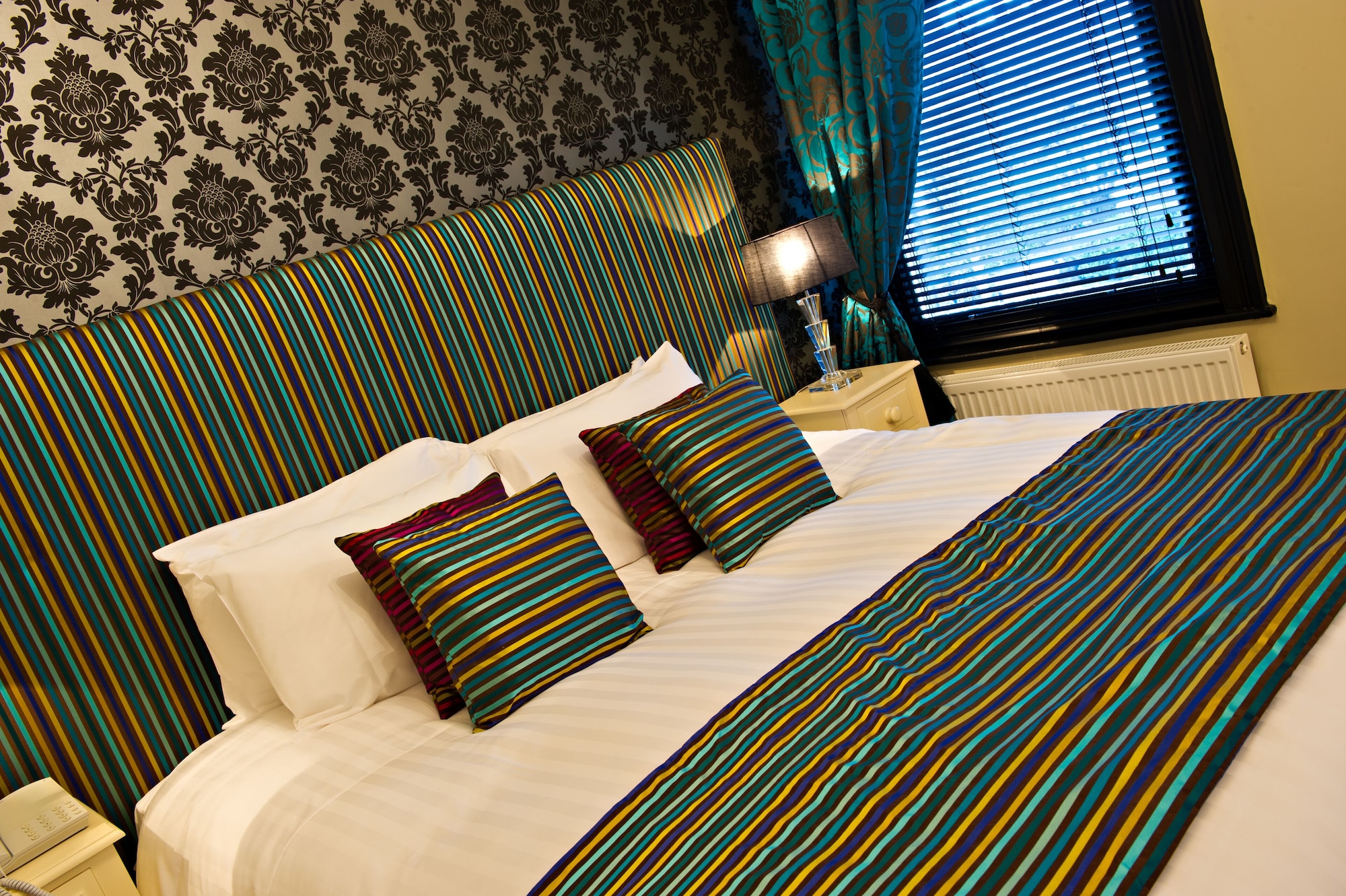 大型高级双人床房