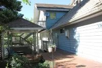 Black Bear Manor